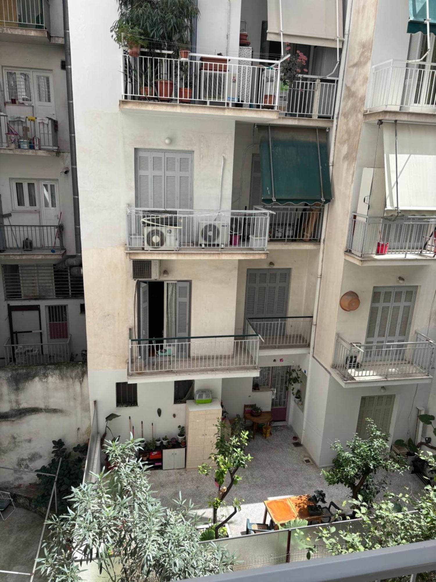 Cozy Apartment In The Heart Of Афины Экстерьер фото